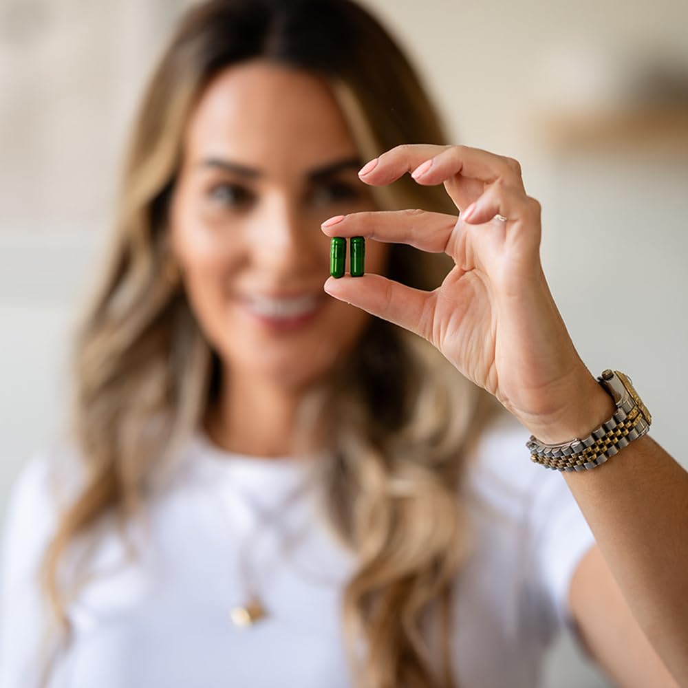 Extracted Multee Natural High Potency Multivitamin - 40 Essential Vitamins & Minerals with Vitamin C, Vitamin D, Vitamin B12, Iodine & Supergreens Blend, 60 Vegan Capsules