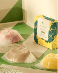 Generic The Body Shop Banana Truly Nourishing Shampoo Bar & Travel Case | Vegan, Cruelty-Free, Solid Shampoo for Frizzy Hair | Lasts up to 50 Washes