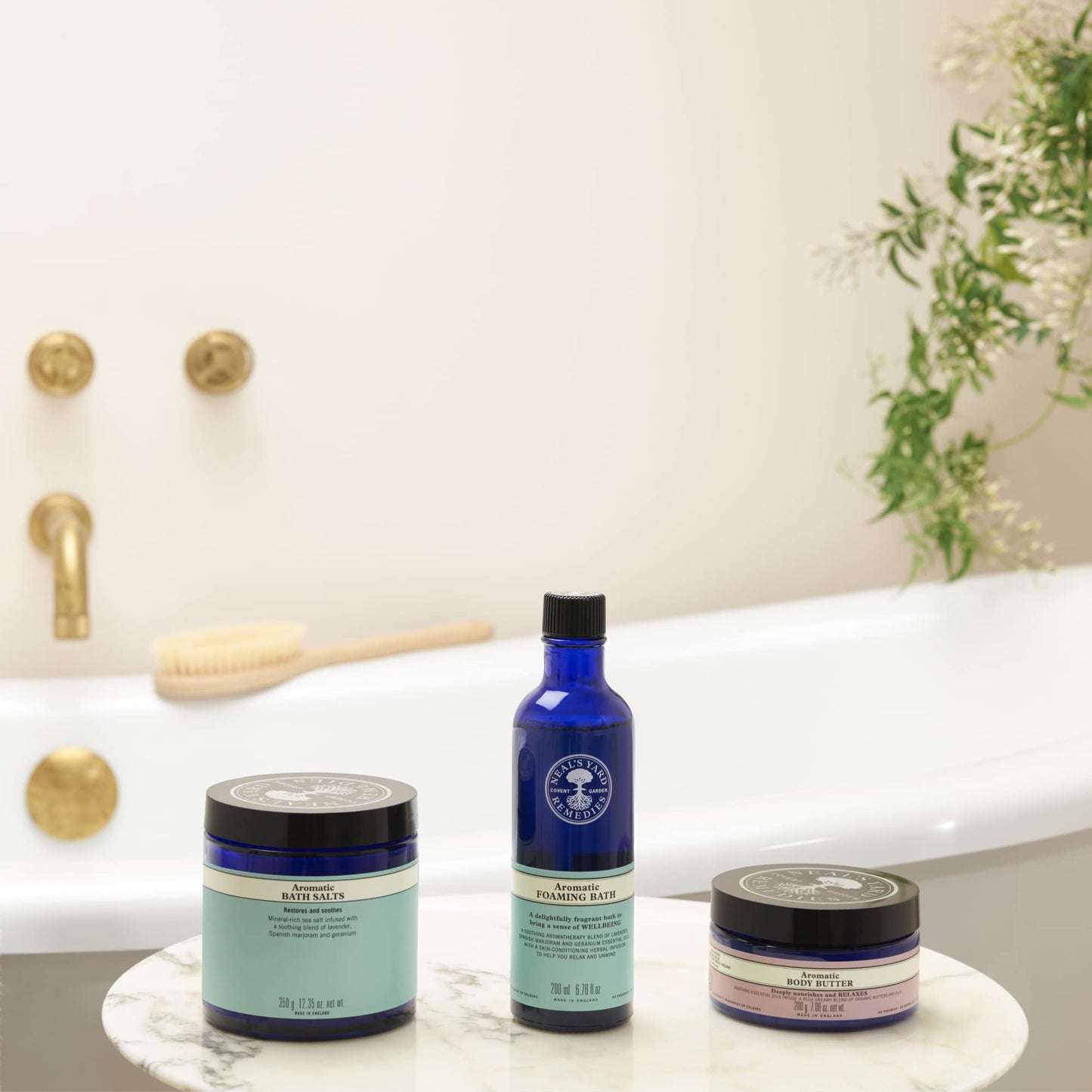 Neal's Yard Remedies Aromatic Body Butter | Feel Smooth & Smell Divine | 200g