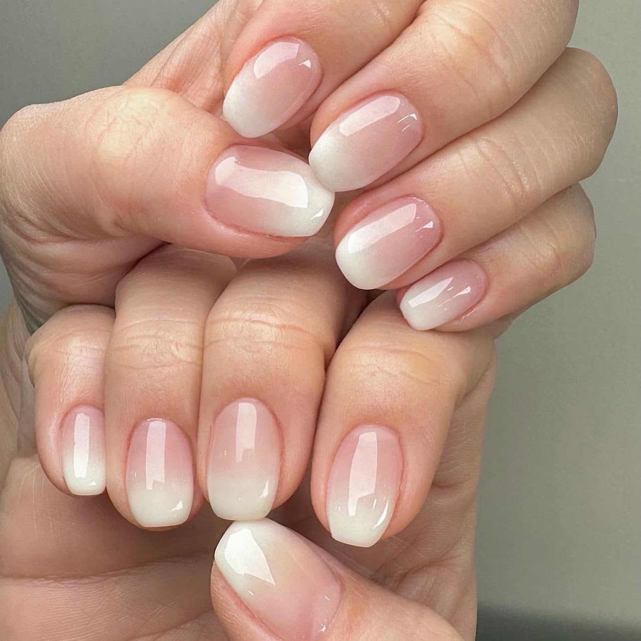 Ombre French False Nails Short Square, SXVME French Press on Nails Short Medium, Gradient Pink Fake Nails Short, Elegant Ombre Pink Nails Press on, Acrylic Stick on Nails for Women Daily Wear
