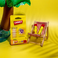 Carmex CARMEX SPF30 Sun Defence Tropical Moisturizing Lip Balm for Soft, Protected Lips Stick (10g)