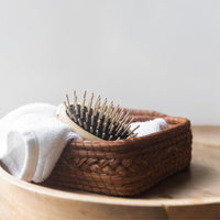 TEK - Scalp Massage Brush in Ash Wood with Strap, Ideal for Washing Air and Application of Anti-Hair Loss Lotions - 8.5 x 5 cm