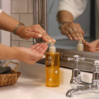 SBC Skincare Manuka Honey & Quince Hand Wash - 300ml | Luxurious Hand Wash For All The Family | Moisturising Hand Soap | Hand Wash For Dry Or Irritated Skin