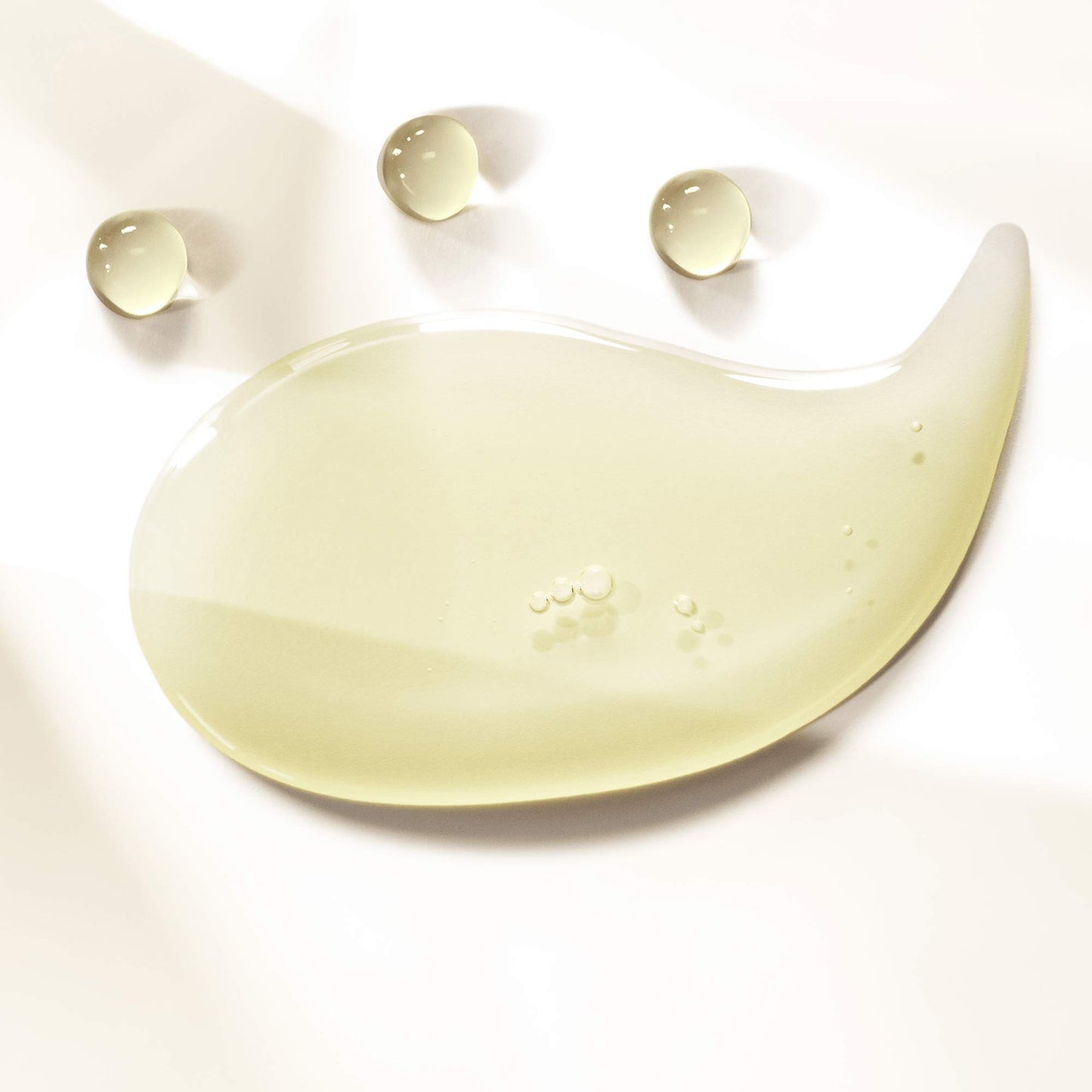 Pantene Pro-V Coconut Infused Hair Oil, 100ml, For Dry, Damaged Hair, Leave-In Conditioner for Curly Hair