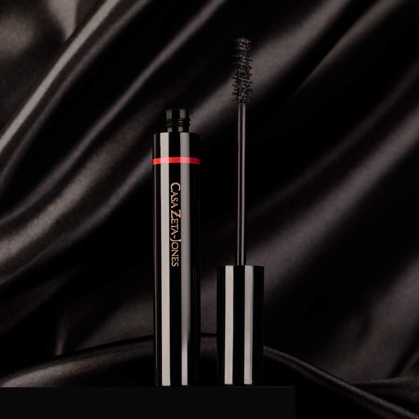 Wunder2 CASA ZETA-JONES My Mascara | Simply Black Mascara | Buildable Lengthening Mascara, Black