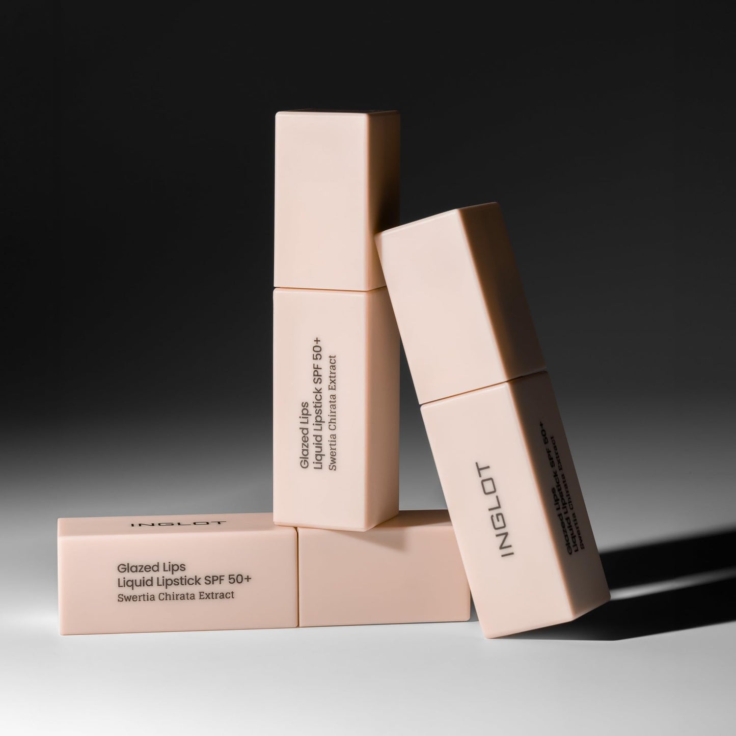 Inglot INGLOT GLAZED LIPS LIQUID LIPSTICK SPF 50+ - Long-lasting Gloss | Subtle Colour and Wearing Comfort | Ideal for Everyday Use | Uv protection | Volume enhancing | Shiny | 3,5ml | 93