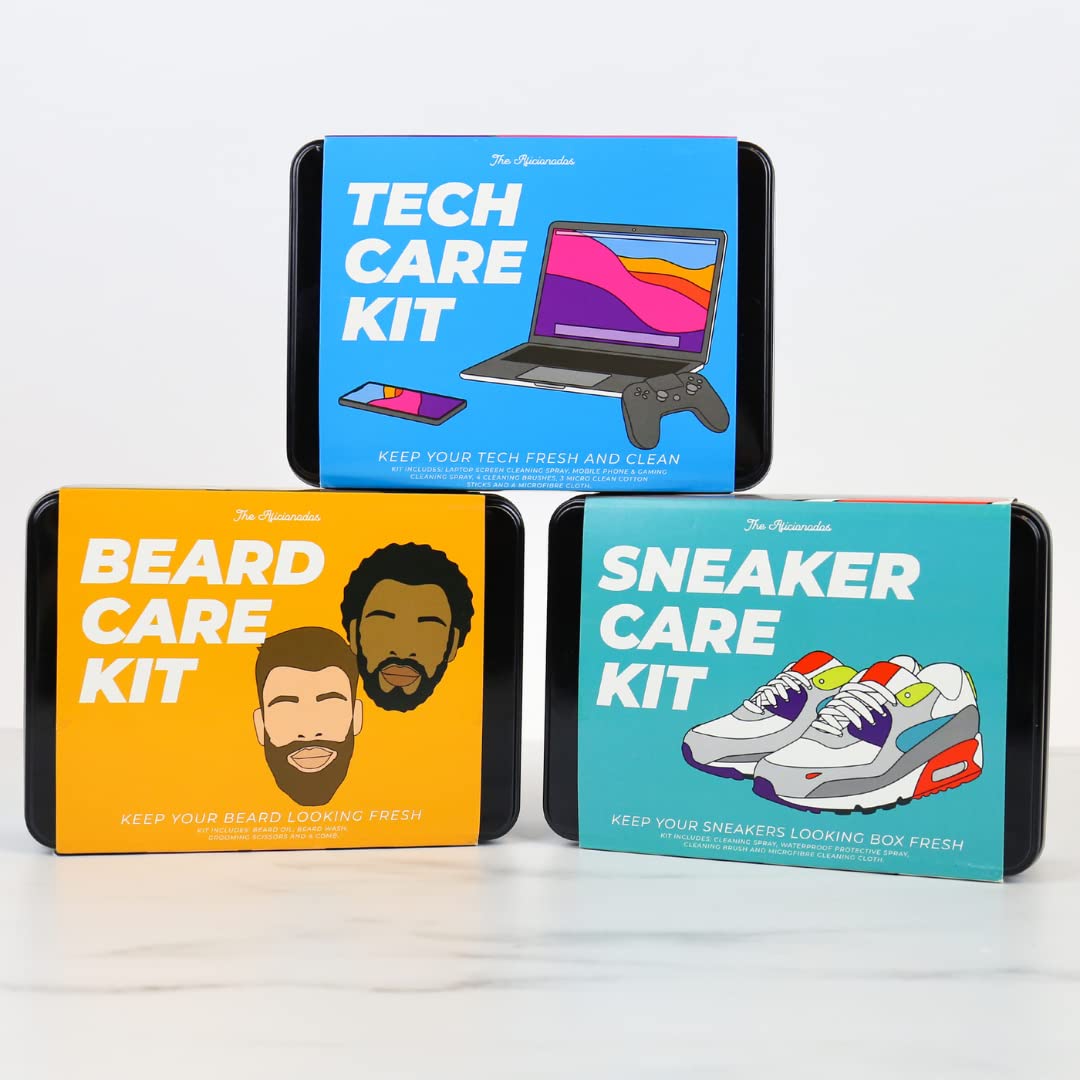 Gift Republic Aficionados - Essential Beard Care Kit Includes Beard Oil Beard Wash,Grooming Scissors & 1 Comb. Grooming Gift Set for Men. Ideal Birthday Gift,Fathers Day Gift,Christmas Gift for Men. Mens Gift Set.