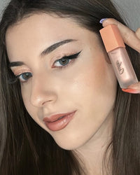 Oulac Liquid Glitter Eyeshadow - Metallic Baby Pink Eyeshadow & Eyeliner, Blendable Sparkly Eye Make-up, Crease Resistant, Non-Greasy, Vegan, 6.8g, Pink Volt (15)
