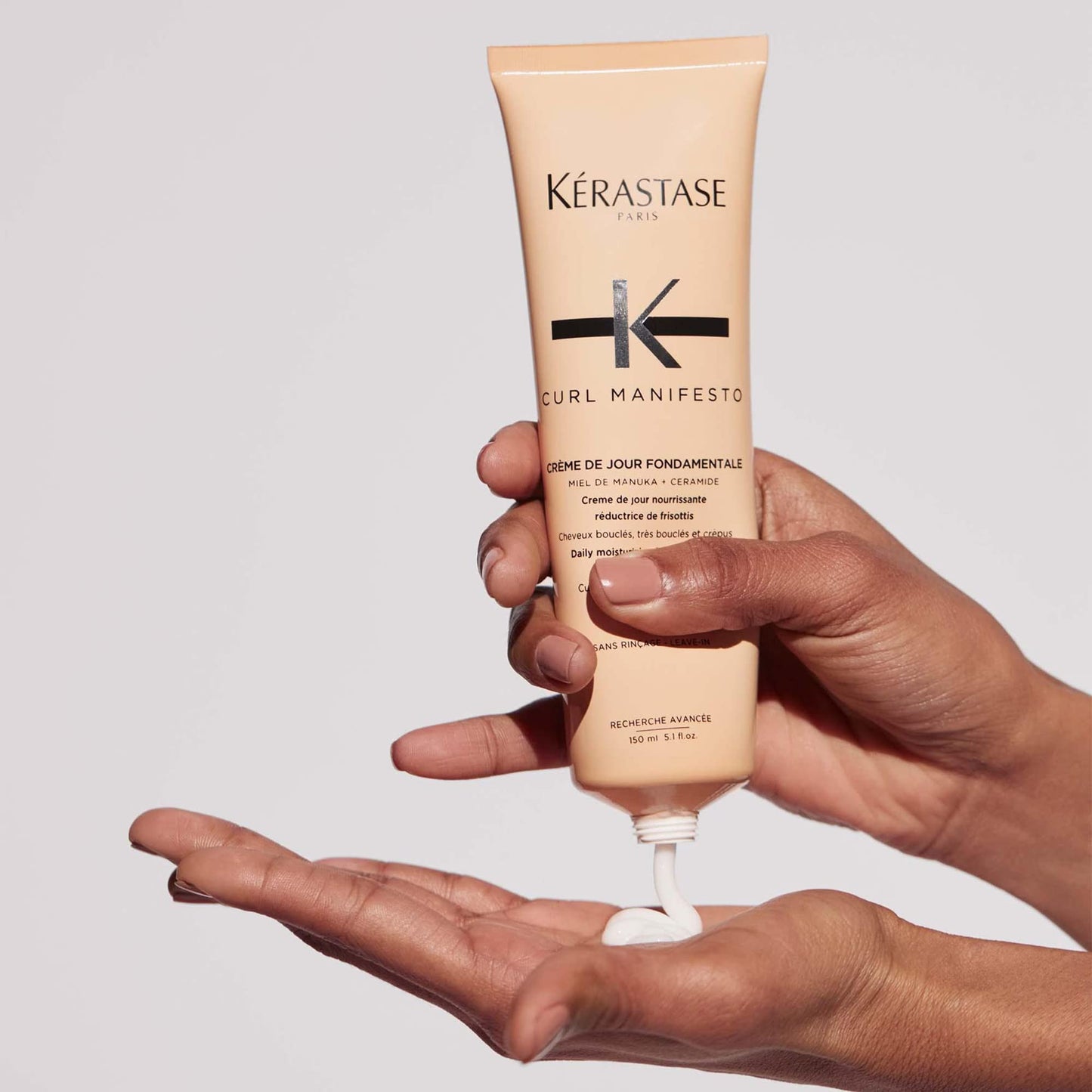 KERASTASE Kérastase Curl Manifesto, Daily Ultra-lightweight Cream Conditioning Treatment, For Curly & Coily Hair, With Manuka Honey & Ceramide, Creme de Jour Fondamentale, 150ml