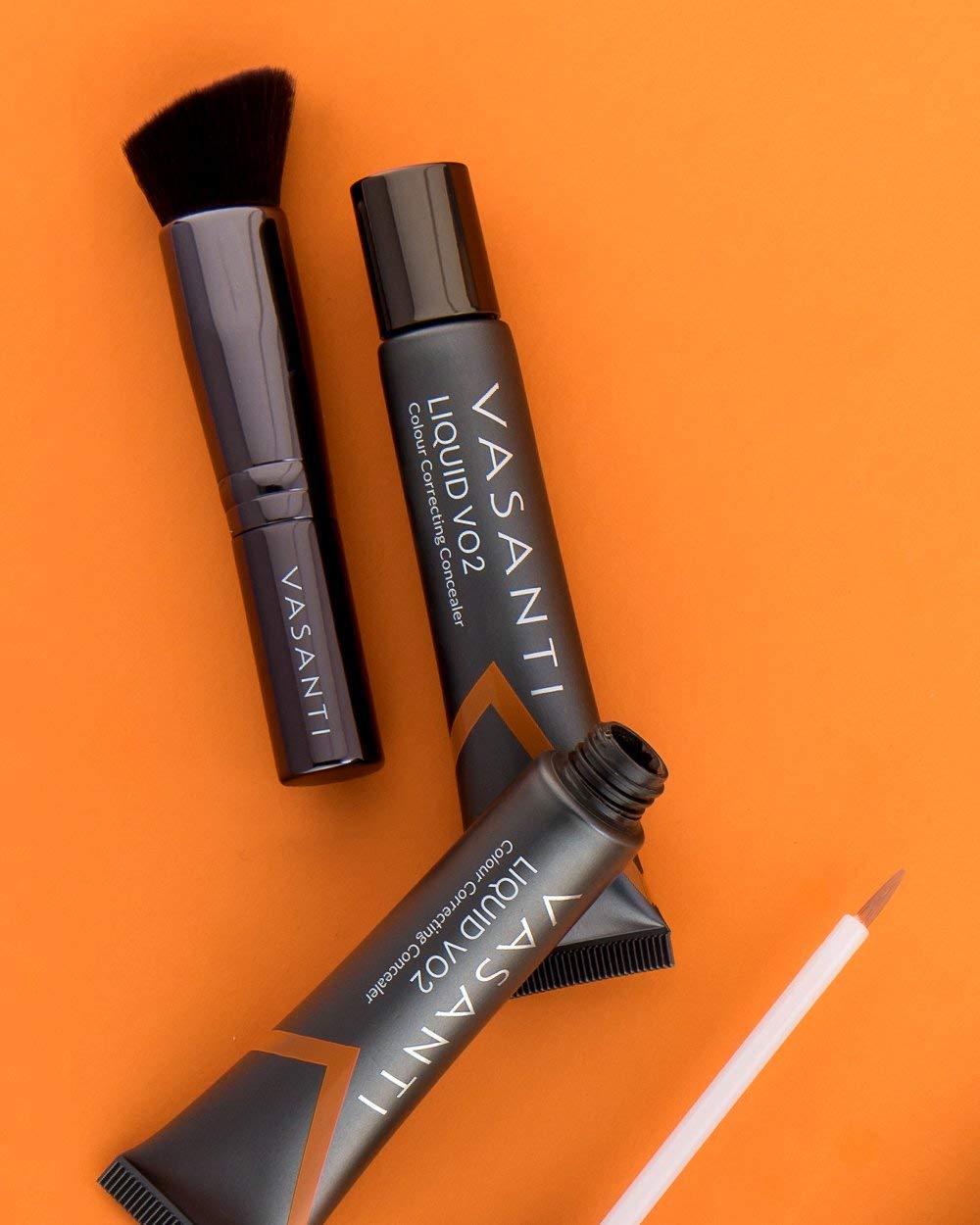 Liquid VO2 Vasanti Cosmetics Liquid Cover-Up - Under Eye Corrector for Medium to Deep Skin Tones - Paraben Free