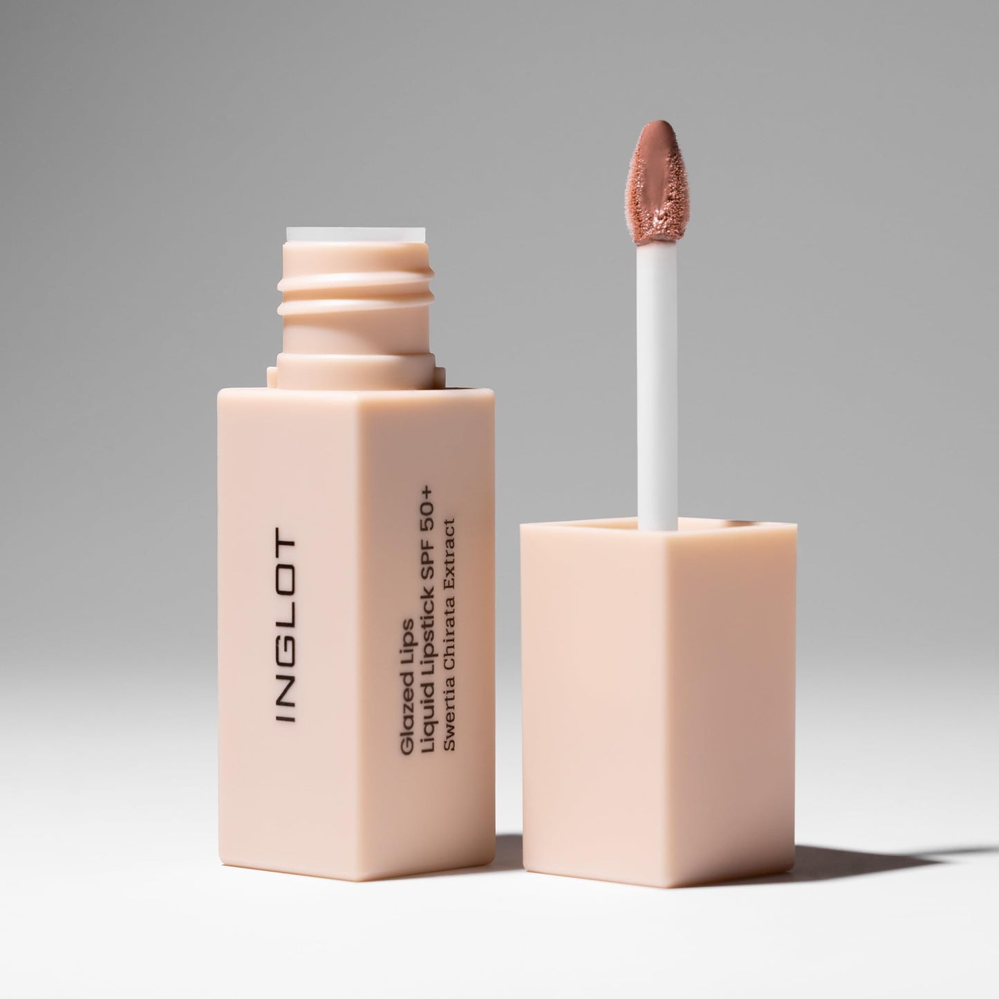 Inglot INGLOT GLAZED LIPS LIQUID LIPSTICK SPF 50+ - Long-lasting Gloss | Subtle Colour and Wearing Comfort | Ideal for Everyday Use | Uv protection | Volume enhancing | Shiny | 3,5ml | 93