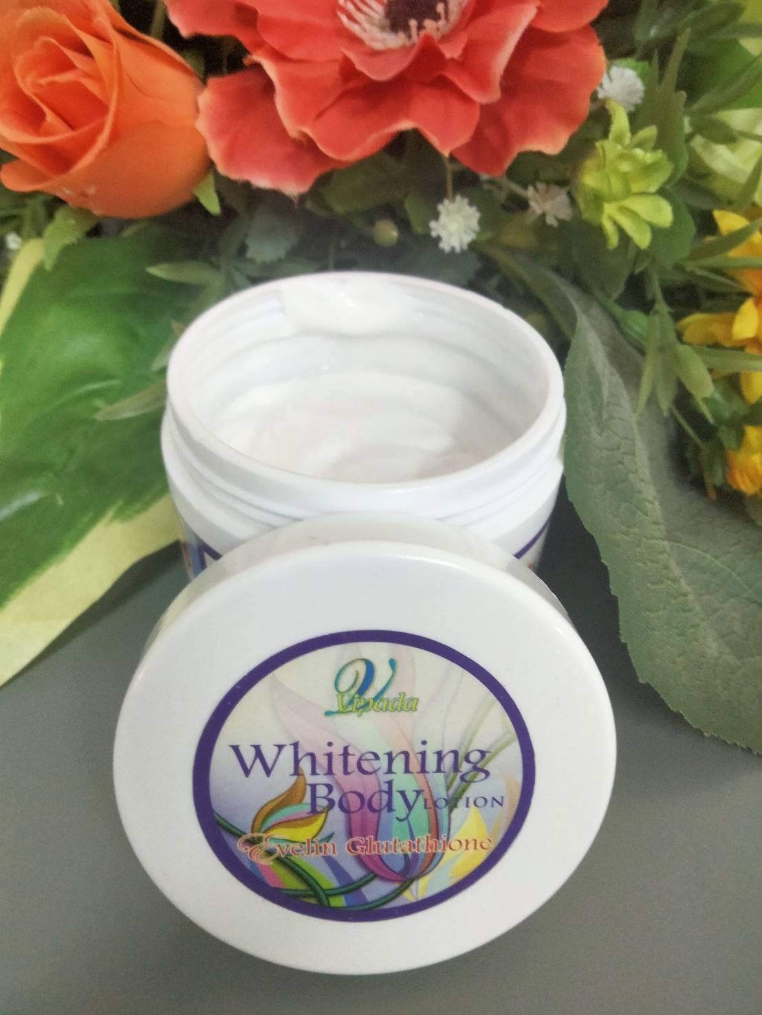 Vipada Glutathione Whitening Body Lotion With Vitamin E & UVx2 *250ml Jar* (1)