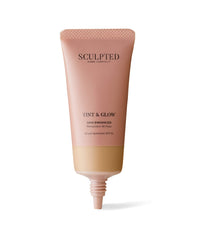 SCULPTED by Aimee Connolly Sculpted by Aimee Tint & Glow Tinted Moisturiser SPF30, Hydrating Skin Tint Foundation with Radiant Coverage, TG4.0