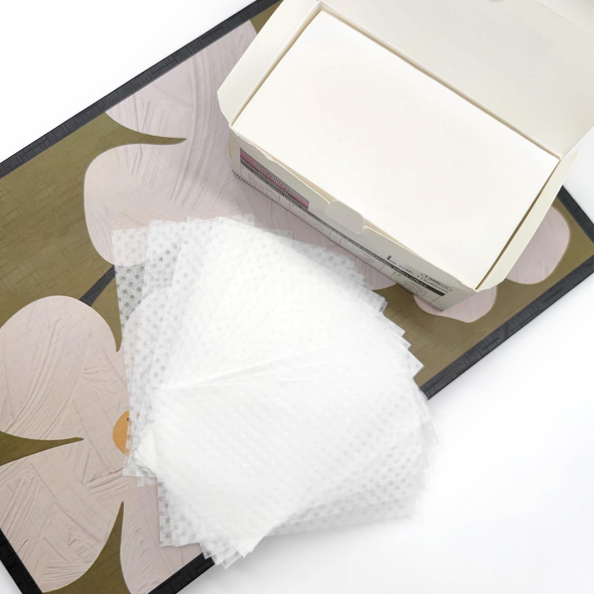Desenda 1000 Sheets Breathable Hair Perm Paper High Toughness Ultra-Thin Mesh Hair Perm Paper Personal Grooming Tools for Hair Salon Shop Professional Stylist Home Salon Tool