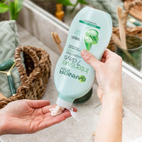 Garnier Intensive 7 Days Aloe Vera & Probiotic Extract Body Lotion 250ml, Hydrating and Refreshing Moisturiser, Up to 7 Days Hydration, For Normal Skin, Fast Absorbing & Non Greasy