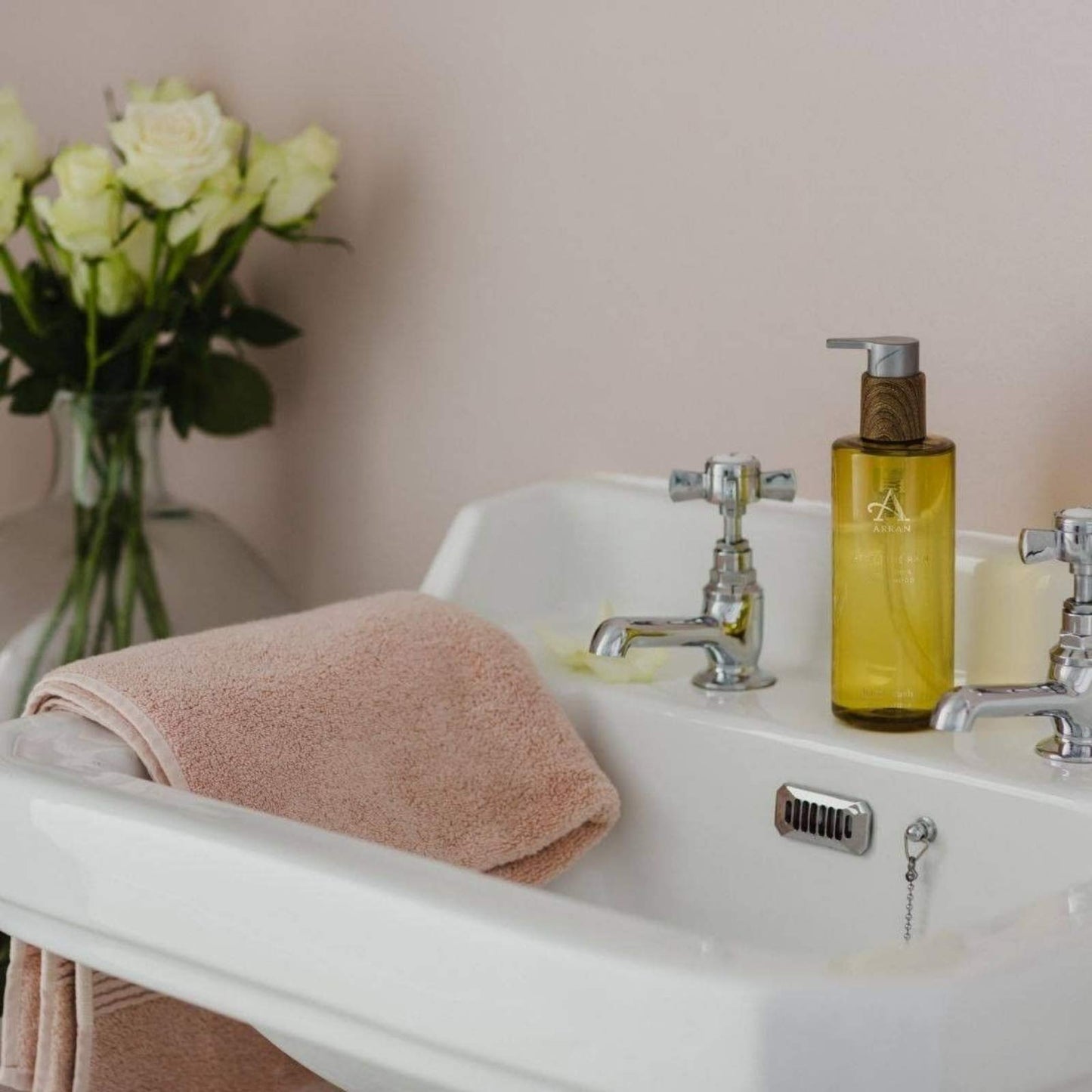Arran Sense of Scotland After the Rain Hand Wash (300ml) Lime, Rose & Sandalwood Scented Liquid Soap with Essential Oils