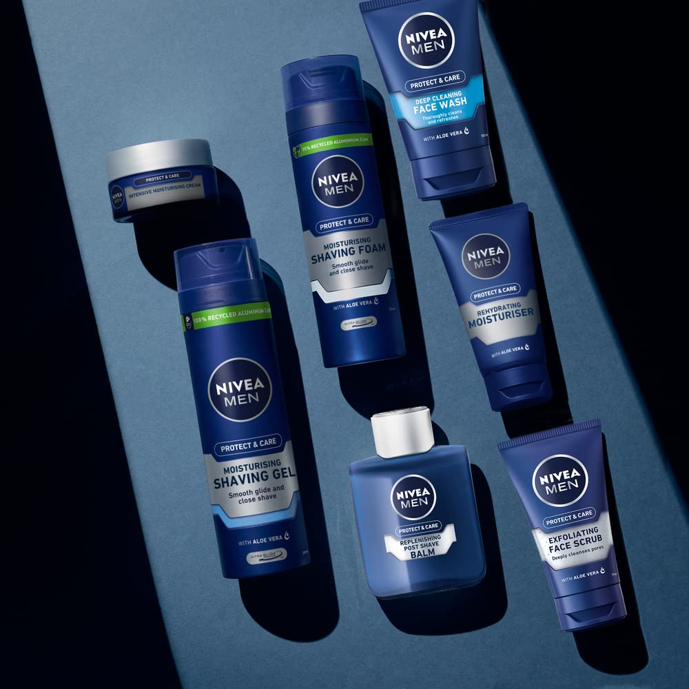 NIVEA MEN Protect & Care Exfoliating Face Scrub (75ml), Invigorating Men's Face Cleanser with Aloe Vera, Face Wash