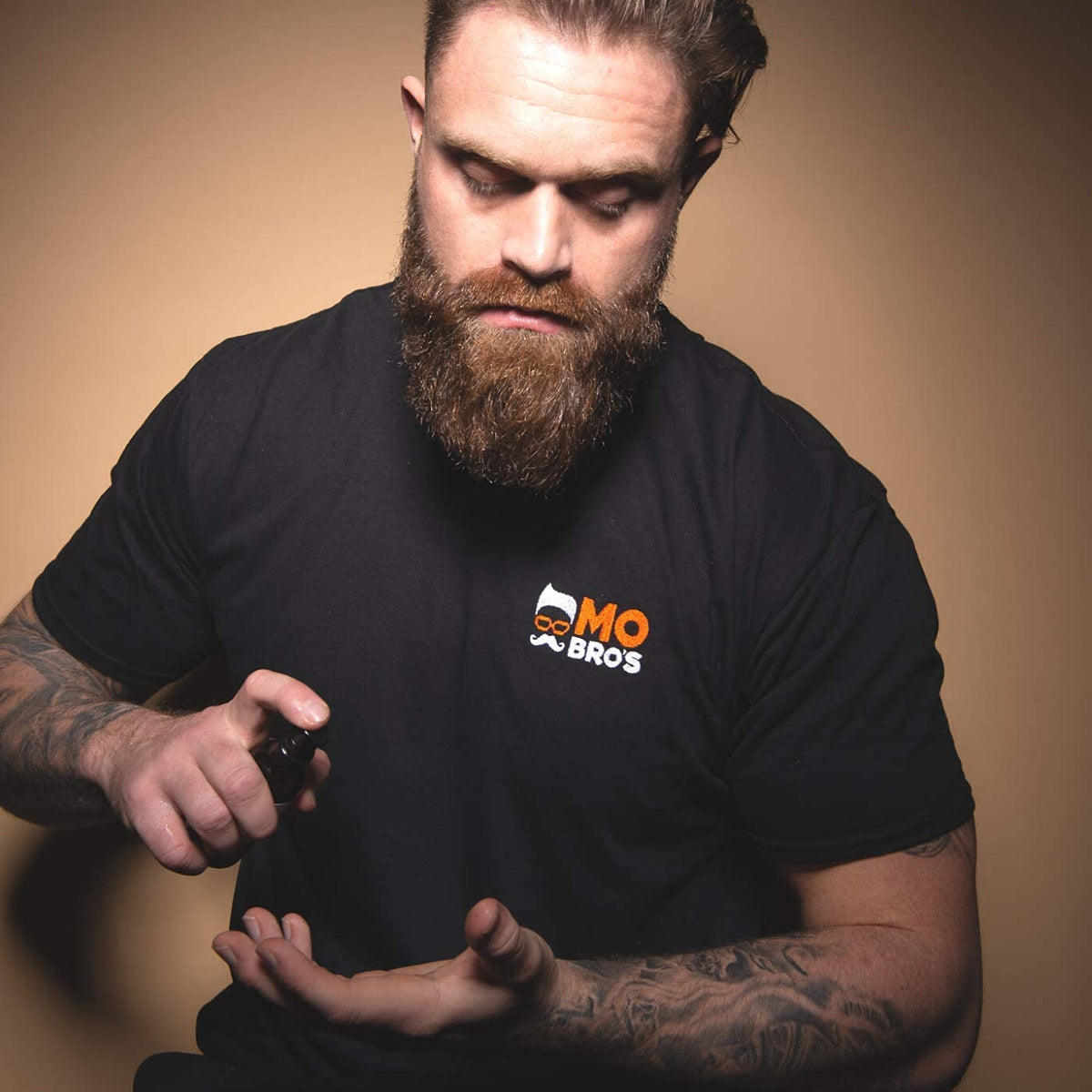MO BRO'S Beard Oil 100ml | Vanilla & Mango | Beard Care for Men | Softens, Hydrate & Conditions Facial Hair | Promotes Growth, Reduces Dryness & Itching
