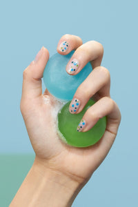 AVON Avon Clearskin Pore & Shine Control Solid Cleanser