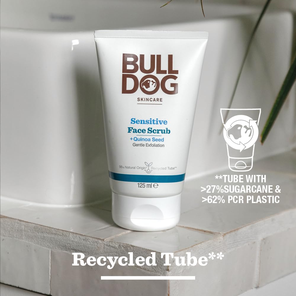 Bulldog Skincare Sensitive Face Scrub for Men 125 ml