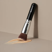 Lamora Foundation Brush Kabuki Flat Top - Perfect For Blending Liquid Make Up, Cream or Flawless Powder Cosmetics - Buffing, Stippling, Concealer - Premium Quality Synthetic Dense Bristles