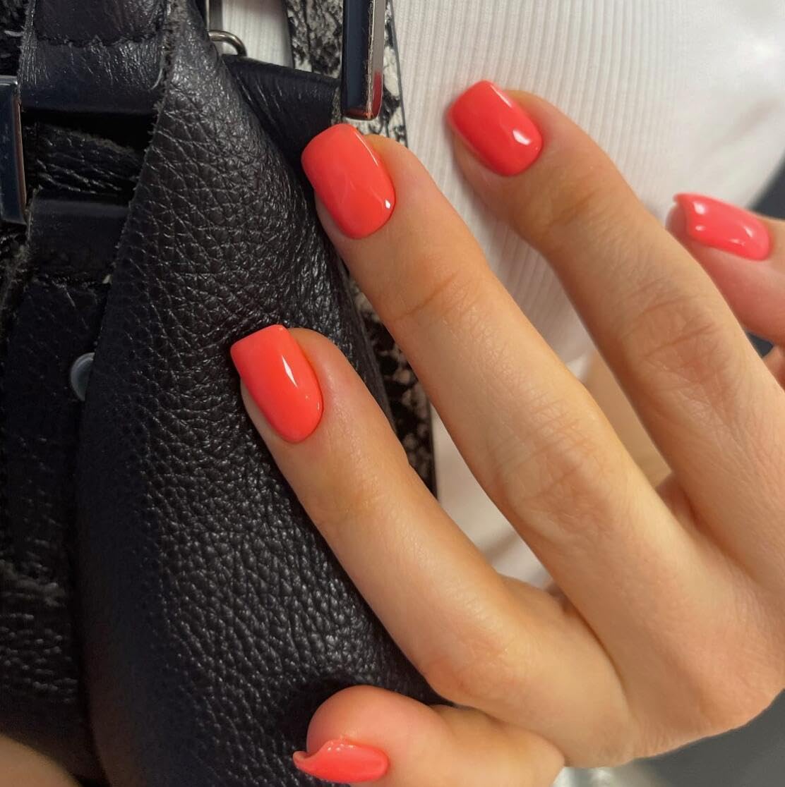 KQueenest Coral Orange Press on Nails Short Square, Short False Nails with Glue, Glossy Bright Solid Fake Nails Set, Natural Fit, Reusable Small Gel Stick on Nail for Women Decoration 24 Pcs