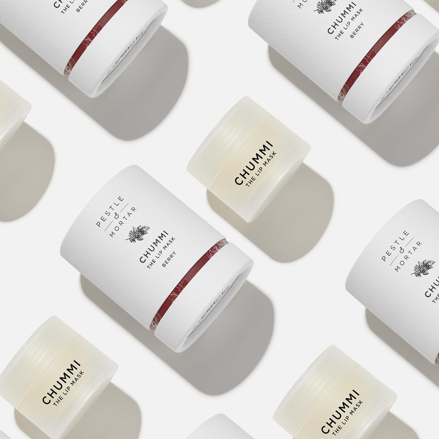 Pestle & Mortar CHUMMI LIP MASK - skincare for your lips - Luxurious overnight lip treatment in coconut, berry, and vanilla, blended with lip-softening plant butters and exfoliating berry extracts. (Berry)