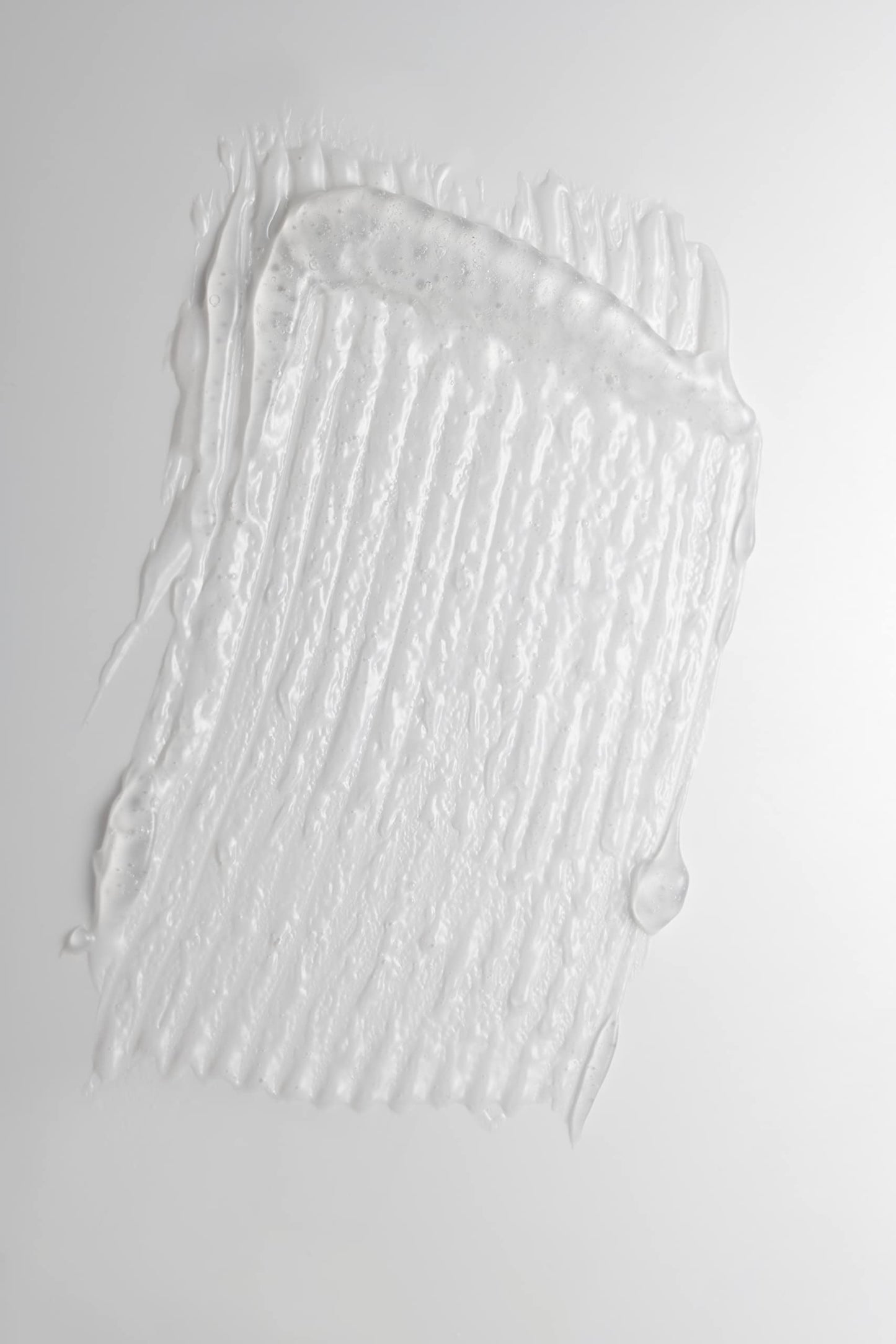 Noughty 97% Natural, Hey Curl Scrunching Jelly, Sulphate Free Vegan Haircare, Hydrating Frizz Control Formula, With Sea Kelp and Irish Moss, 200ml