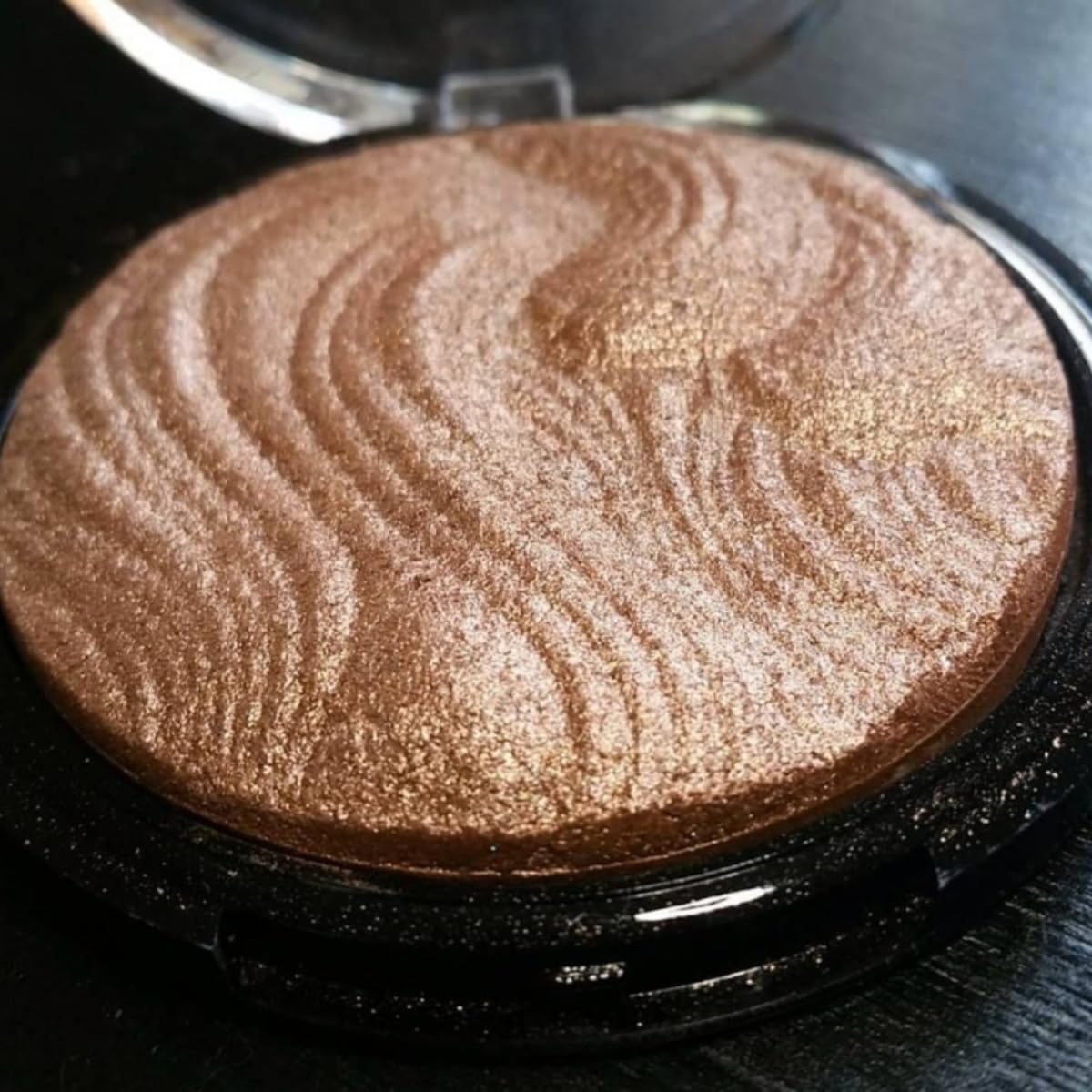 Technic 12 g Get Gorgeous Bronzing Highlighting Powder