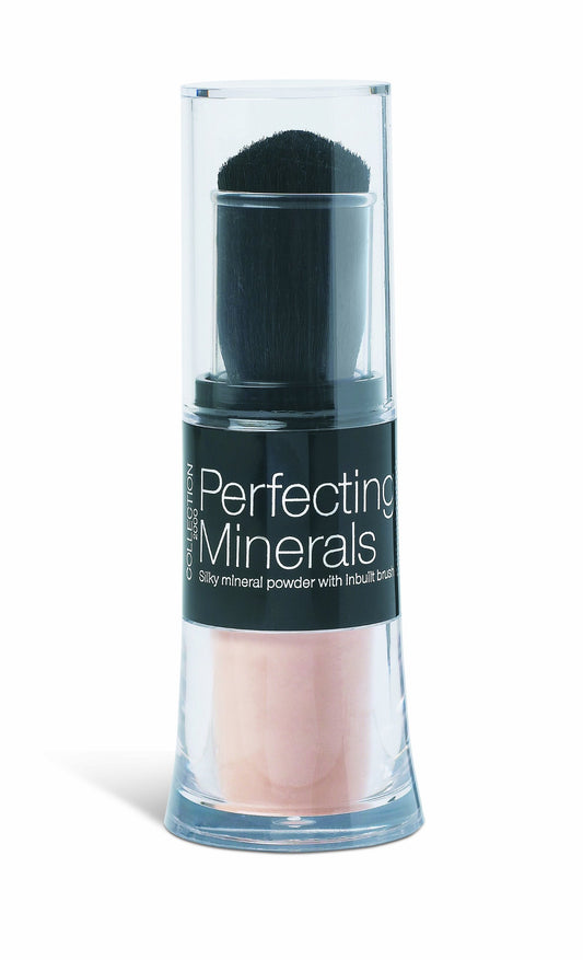 Collection Perfecting Minerals Foundation Light To Medium 4.5g