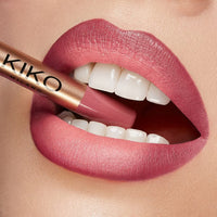Kiko Milano KIKO Milano Creamy Colour Comfort Lip Liner 02 Long-lasting Lip Pencil 1 Count (Pack of 1)