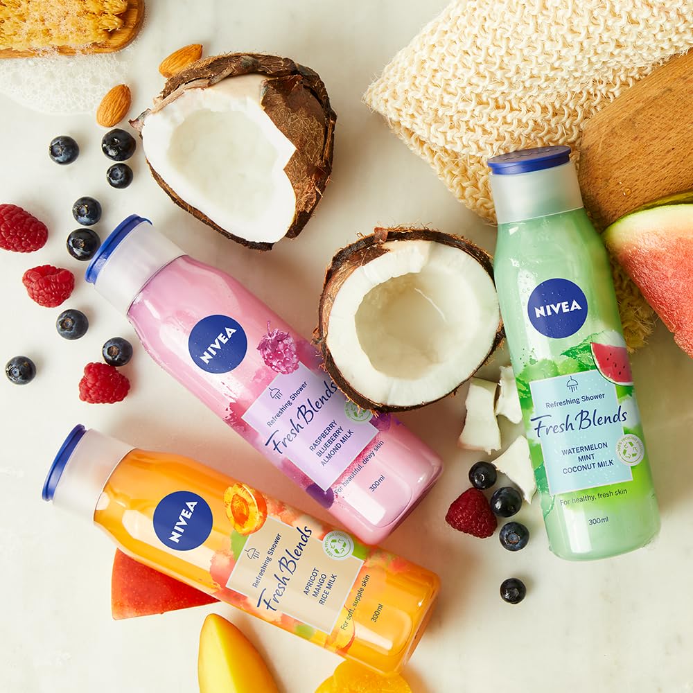 NIVEA Fresh Blends Raspberry Shower Gel (300ml), Raspberry-Scented Women's Shower Gel, Vegan Shower Gel Made with Natural Raspberry and Blueberry Juice, and Almond Milk
