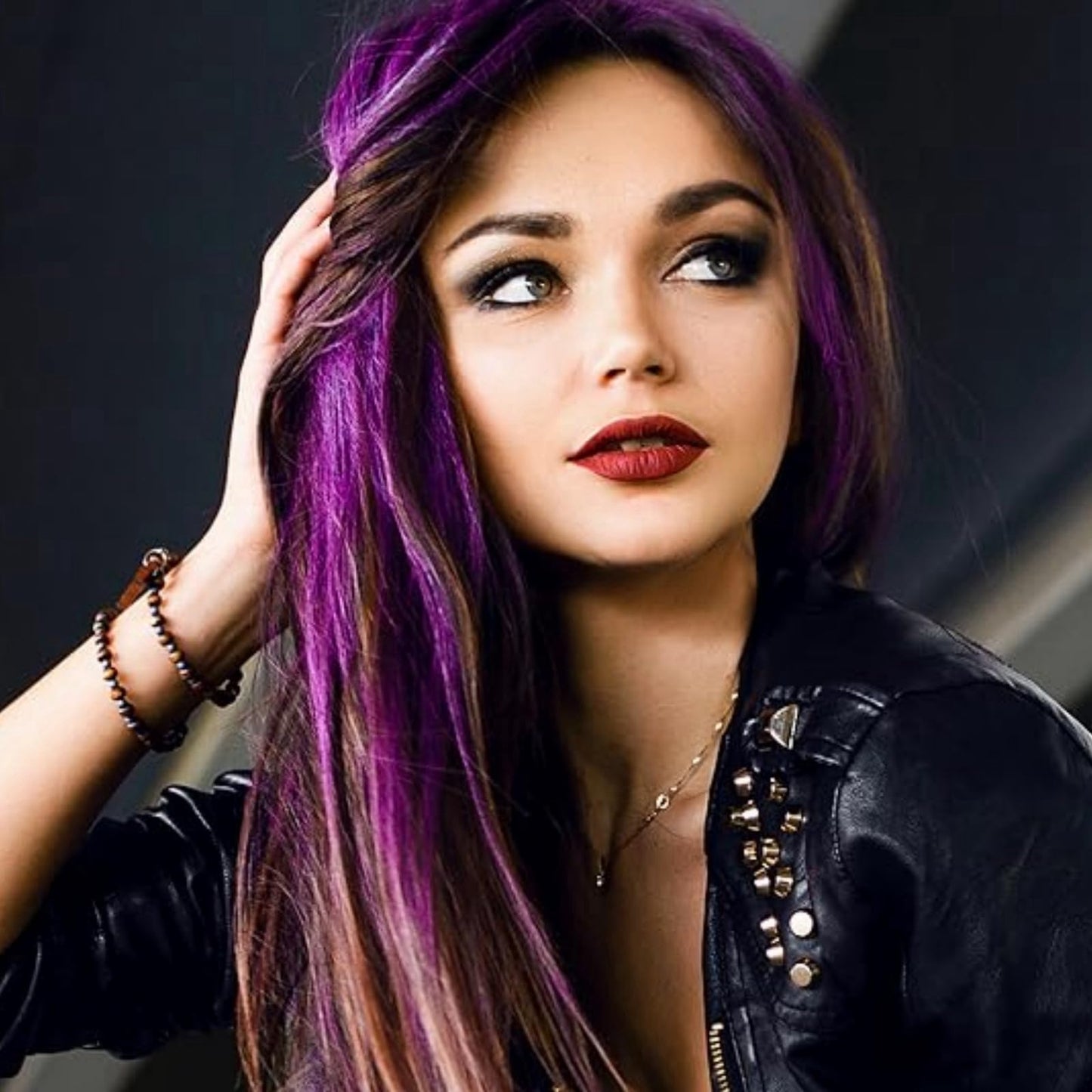 Ruojiar Instant Colour Shampoo,Hair Color Shampoo,Hair Dye Shamp/oo 3 in 1,Gentle Formula for Gray Ha/ir Coverage,Easy to Use,Plant-Based Instant Dye,Long-Lasting,Herbal Ingredients,Quick and Easy,Purple