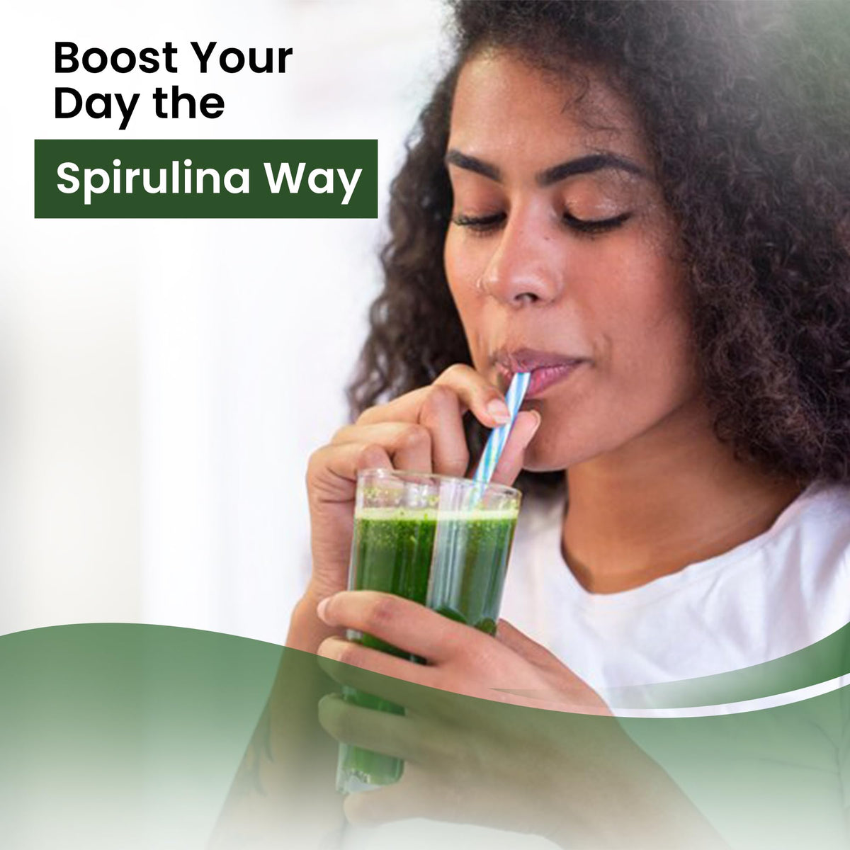 Herbal Magic's Organic Spirulina Powder - Sparkle Your Smoothies, Shakes - Ideal for Trainers on a Vegan, Vegetarian Diet - No Fillers & Preservatives - of&G UK Organic Certified-100g (Pack of 1)