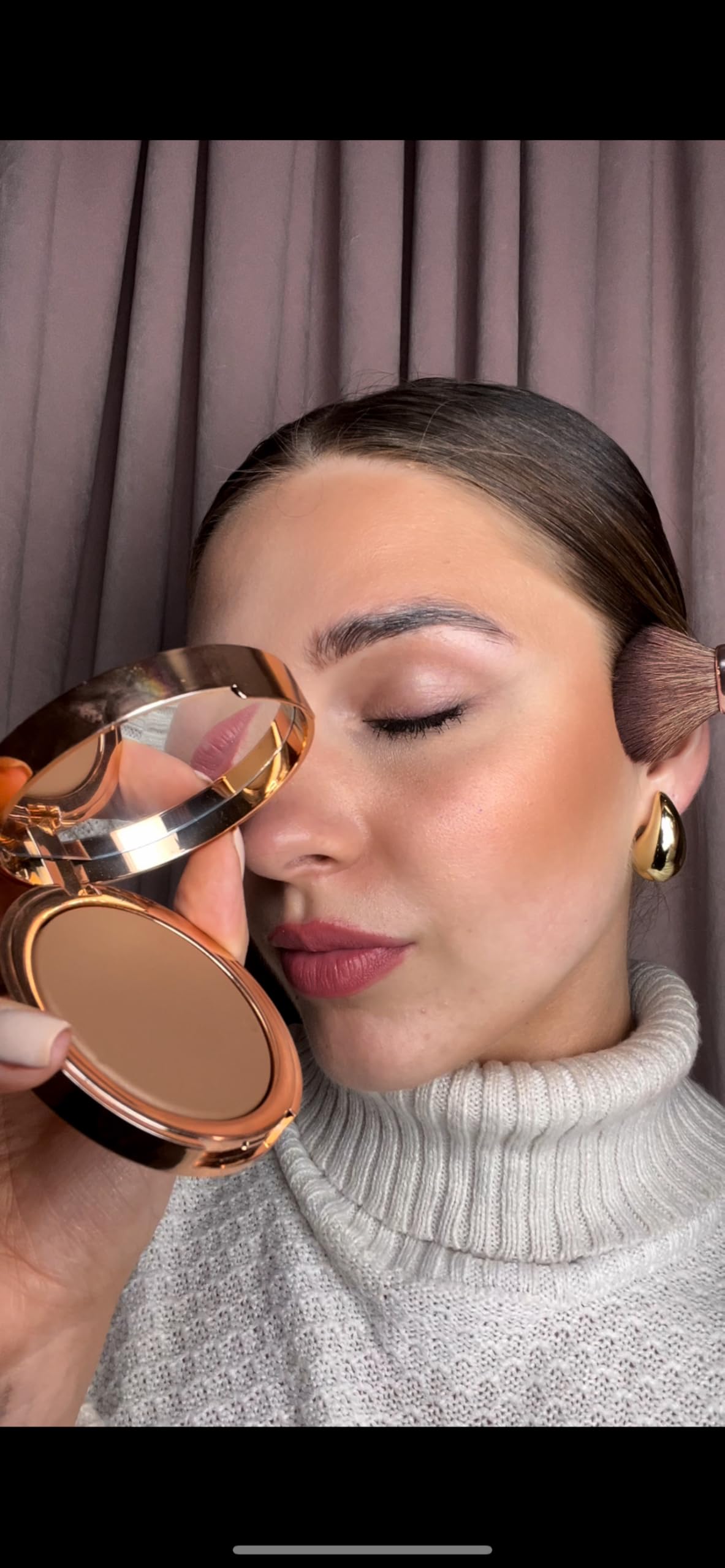 Bellamianta Sculpted Bronzer, Bronzing Powder Makeup, Lightweight & Hydrating Gel, Sculpts & Defines, Weightless, Creamy Texture, Fonda, 70g