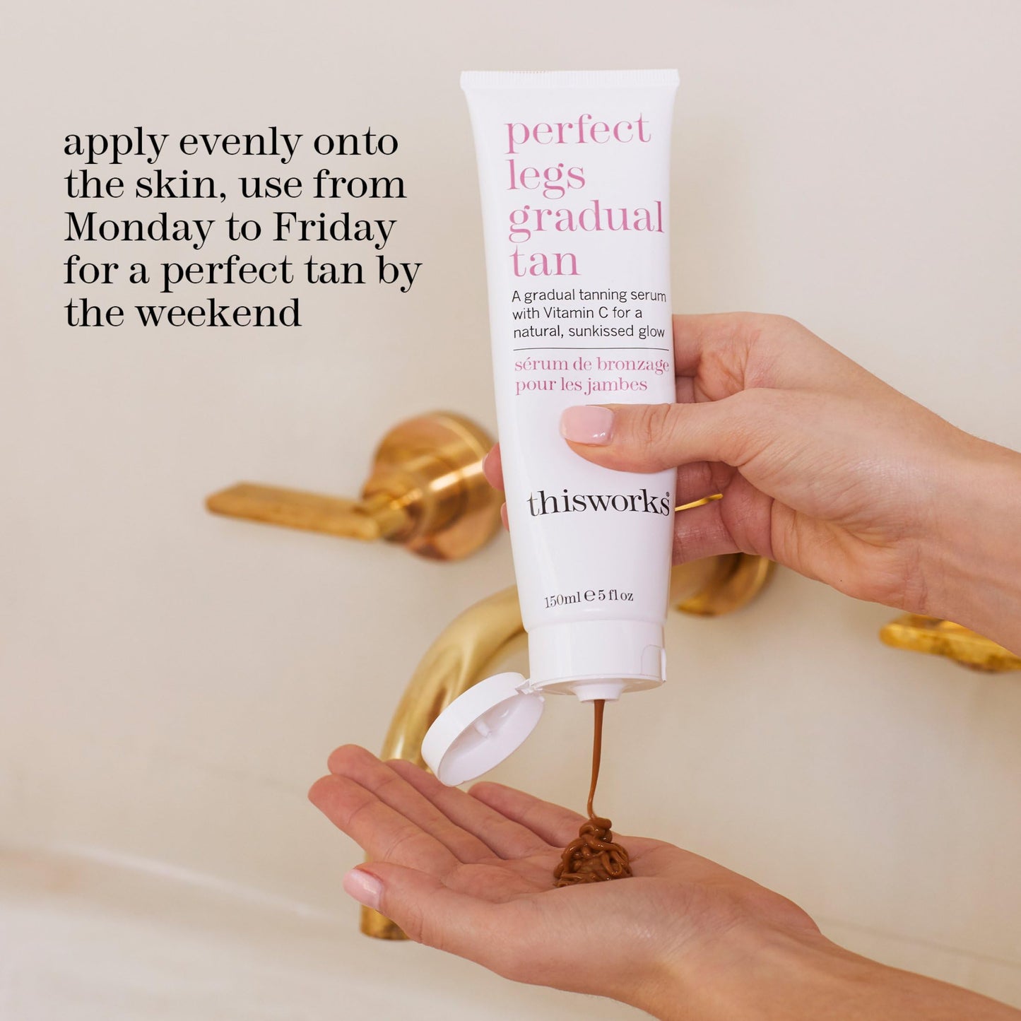 THISWORKS This Works Perfect Legs Gradual Tan, 150 ml - Streak-Free Self-Tanning Serum Infused with Vitamin E, Shea Butter and Essential Oils - Hydrating Gradual Tan Moisturiser for a Natural Summer Glow