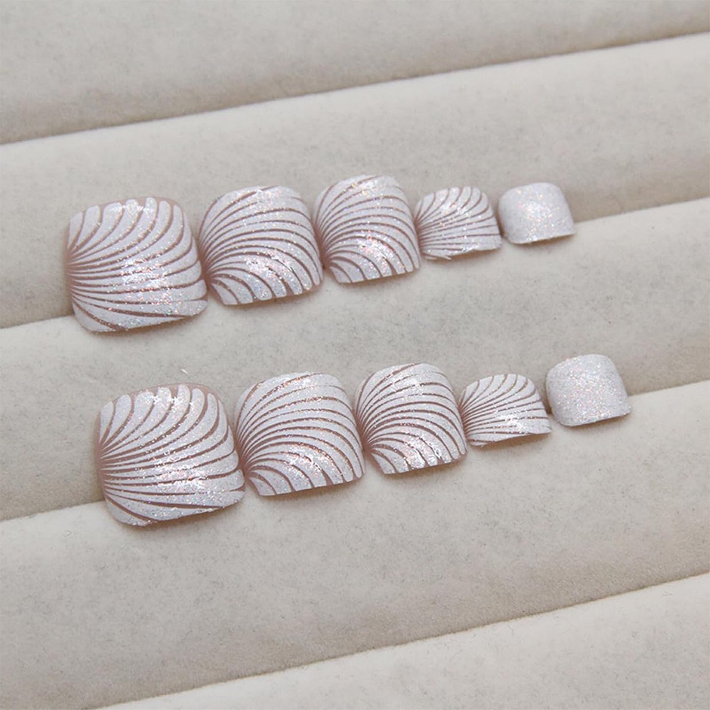 BelleVive 24-Piece White Press-On Toenails, Short Press-On Toenails with Shell Pattern Designs, Summer Toenail Enhancements for Women, Reusable Artificial Toenails