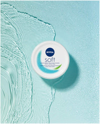 NIVEA Soft Refreshing Moisturising Cream (50 ml), Nourishing Soft Cream with Vitamin E and Jojoba Oil, Fast Absorbing Skin Cream