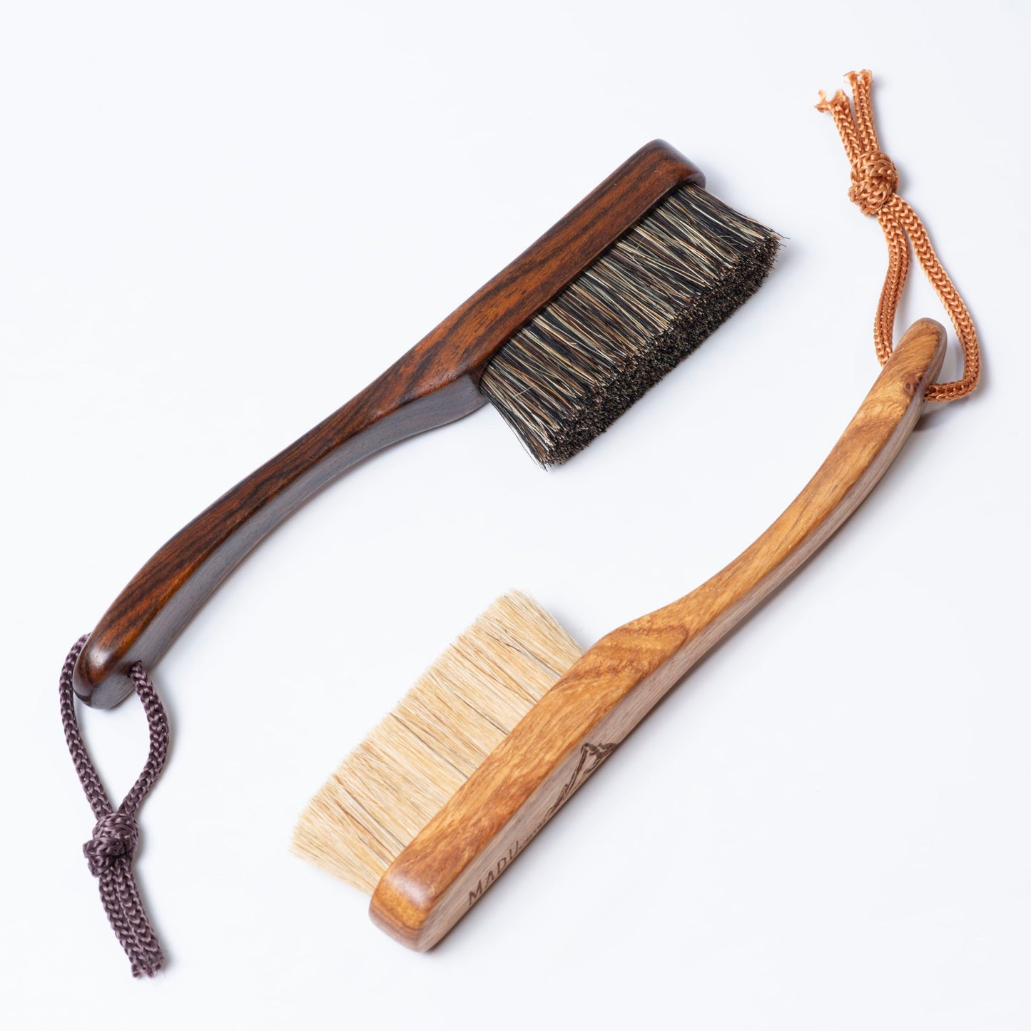 Madu Climb - Premium Boar's Hair Rosewood Rock Climbing Brush Unique Grain (Dark Wood)