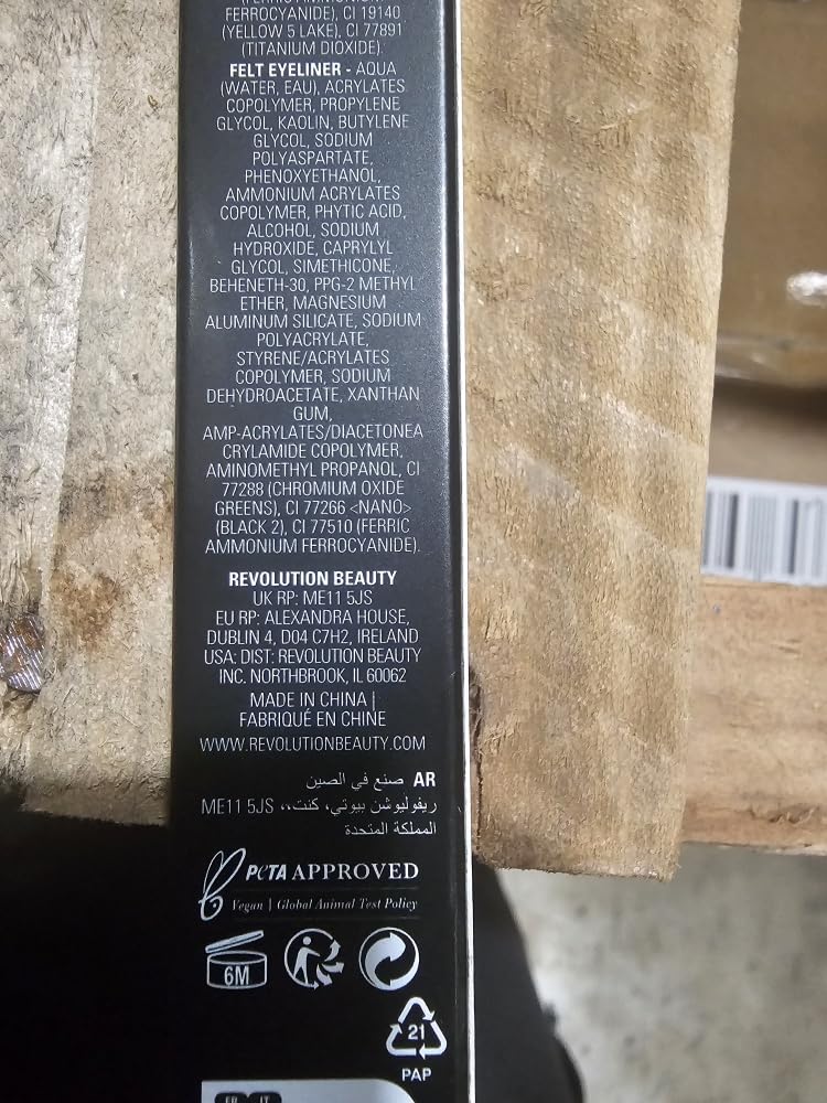 Revolution Beauty London Makeup Revolution, Revolution Felt & Kohl Eyeliner, Green
