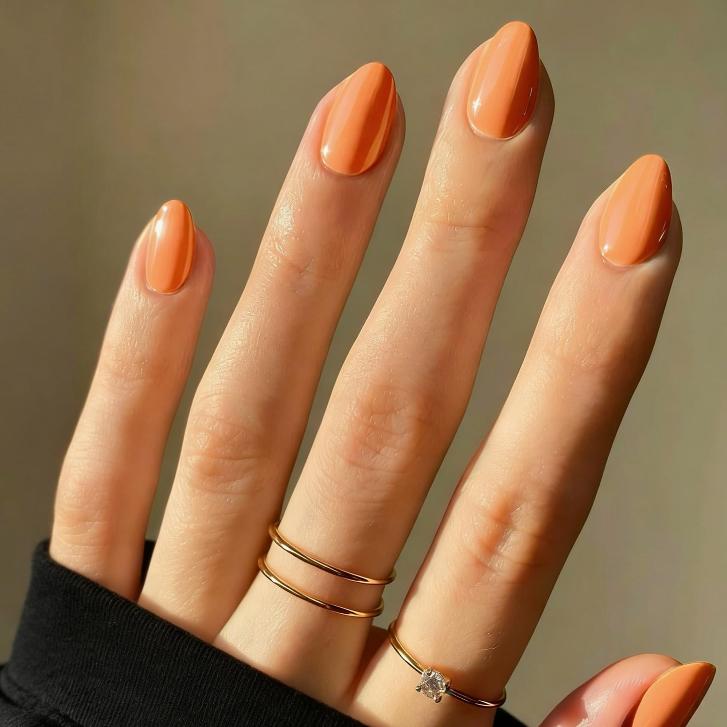 SXVME Orange Press On Nails Short Oval, Glossy Short False Nails Almond, Salon Quality Manicure, Reusable Soft Gel Fake Nails for Women Everyday Wear, 24 Pcs