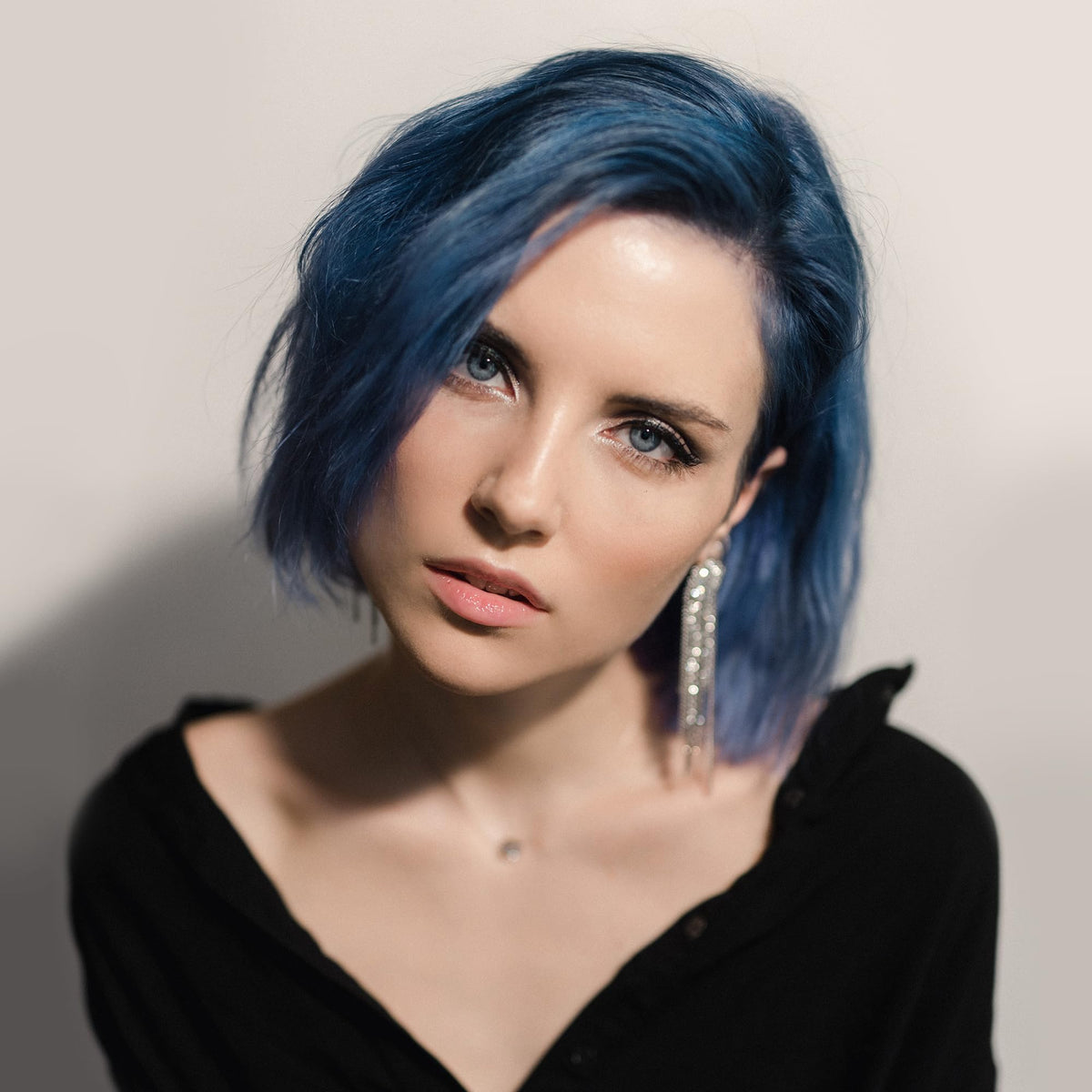 ARCTIC FOX 100% Vegan & Cruelty Free Vibrant Semi Permanent Hair Colour Dye - Blue Jean Baby 165 ml e