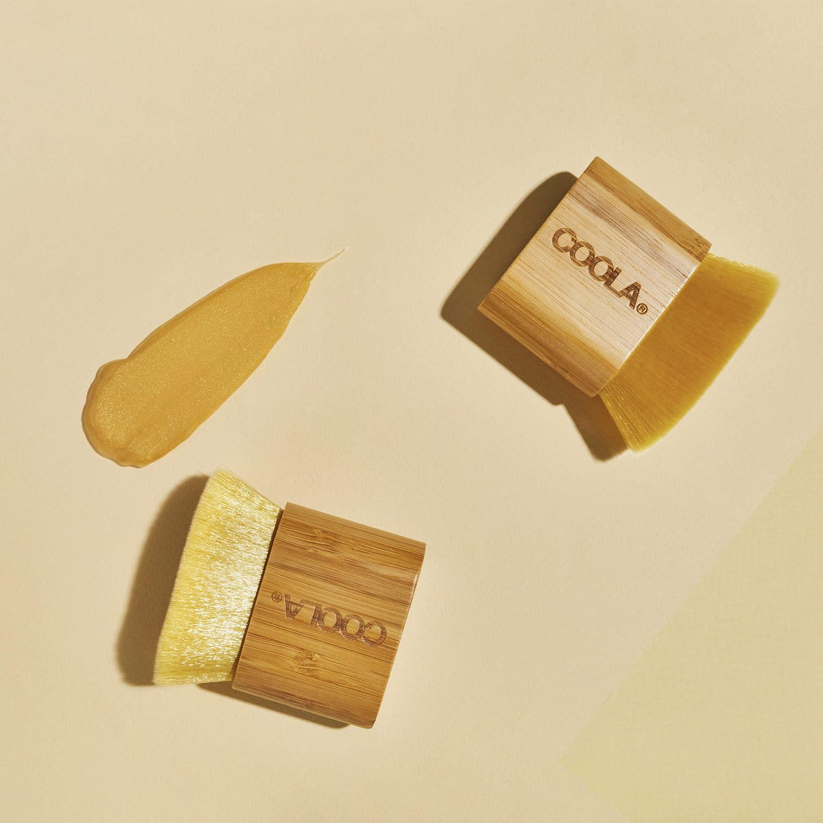 COOLA Sunless Tan Kabuki Body Brush