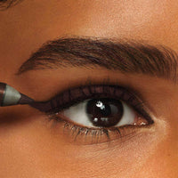 Maybelline Gel Pencil Liner, Tattoo Eye Liner Quick Drying Eyeliner, Waterproof & Smudge-Proof – Semi-Permanent Tattoo, Long-Lasting Sharpenable with Built-in Sharpener, Shade: Bold Bronze