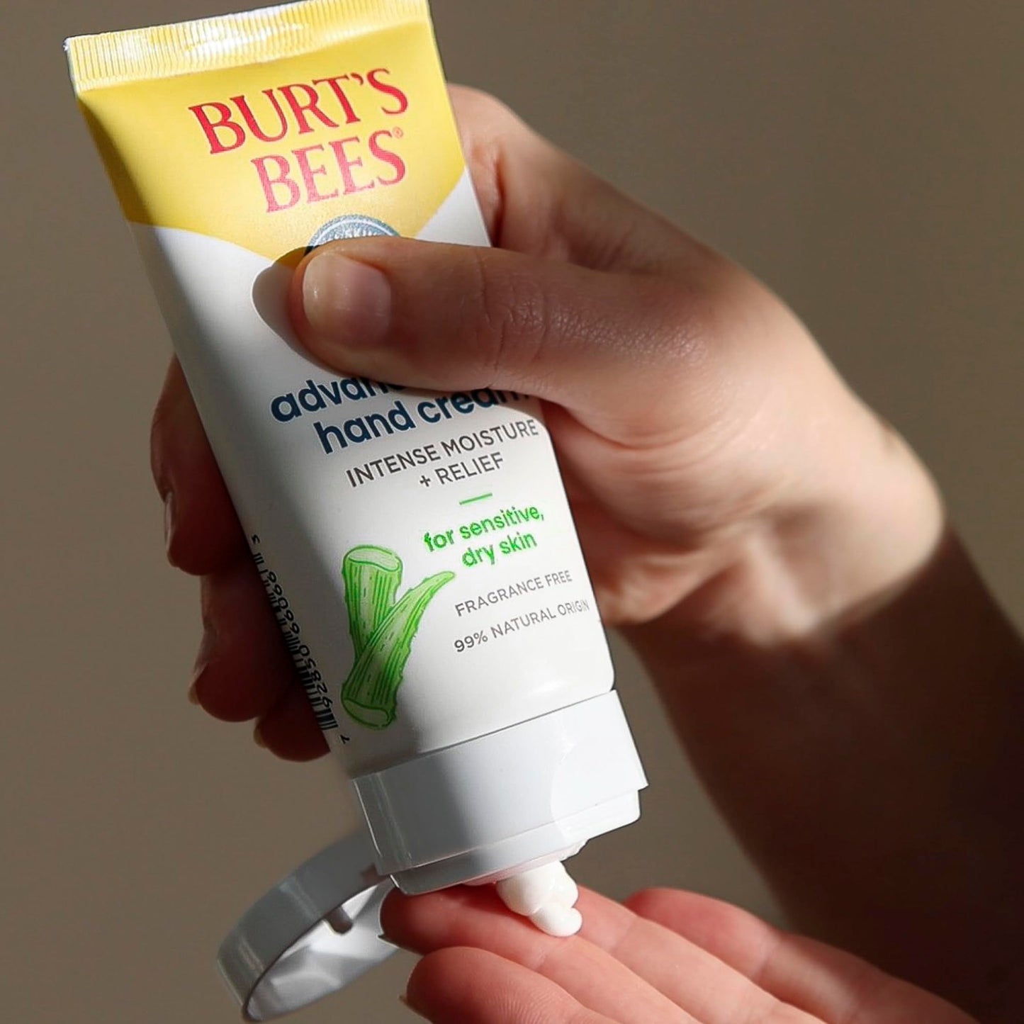 Burt's Bees Burt’s Bees Advanced Care Hand Cream for sensitive, dry skin, with Aloe Vera & Shea Butter 70ml