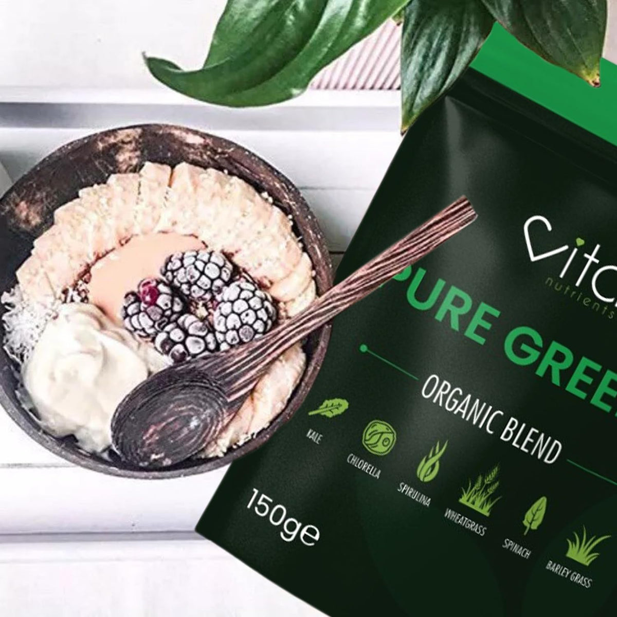 Vita Nutrients Pure Greens Superfood Powder 150g - Premium Organic Blend of 6 Plant Based Super Greens - Vegan & Gluten Free - Vitamin Fibre & Mineral Rich Formula - Made in The UK