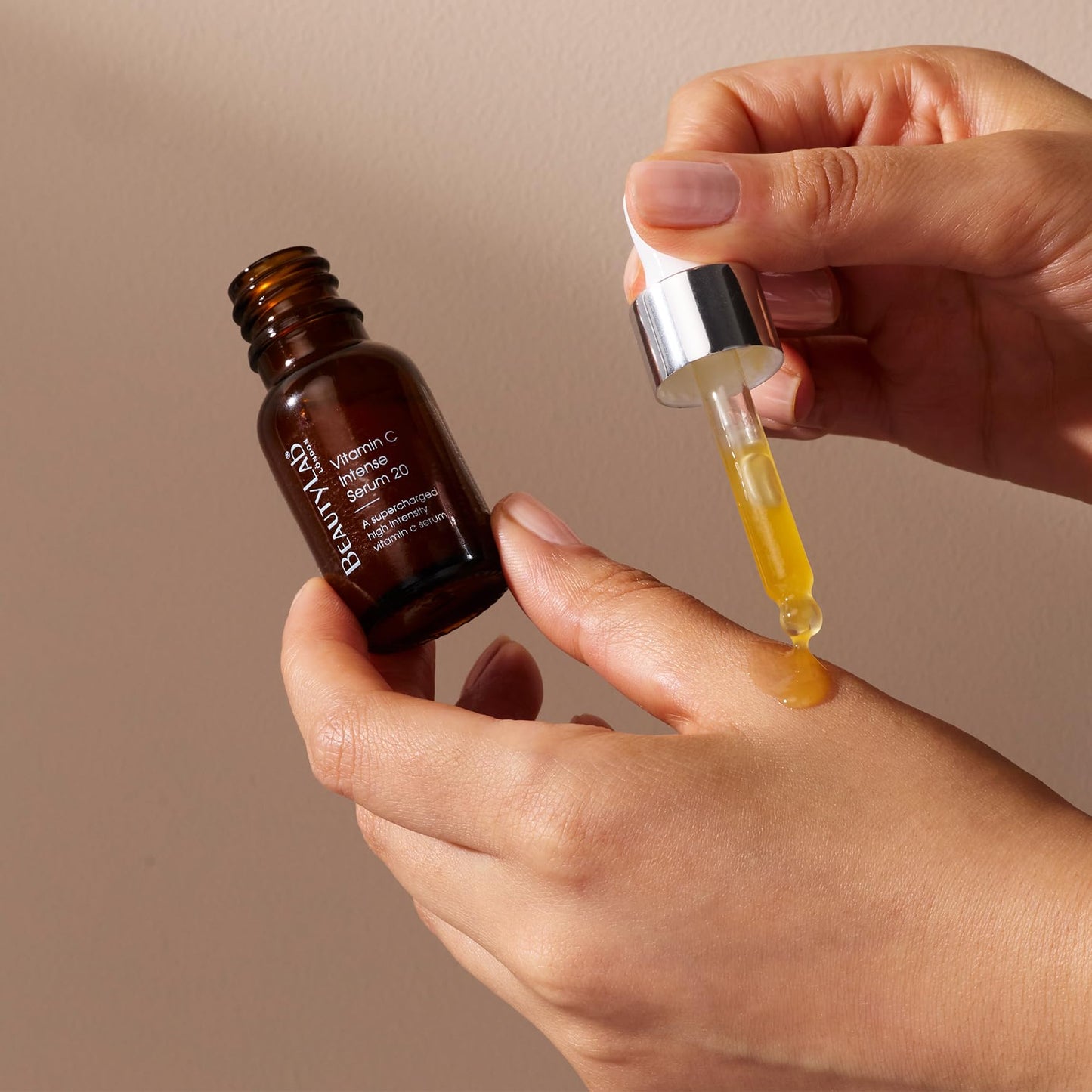 BEAUTYLAB Power Serum Duo Gift Set, Vitamin C Intense & Super Retinol Bakuchiol Serum, Luxurious Skincare Set for Women, Minimises Wrinkles & Enhances Radiance, Gifts for Women