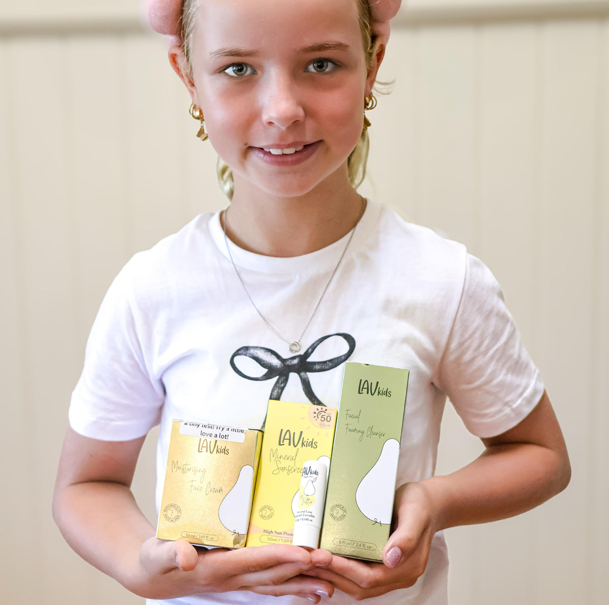 LAV KIDS Lav Kids 3-Step Daily Skincare Set for Kids – Foaming Cleanser 100ml, Face Cream 50ml, SPF 50 Sunscreen 50ml – Hypoallergenic with Hairband & Travel Mesh Bag – Gentle for Sensitive Skin (Moisturusing)