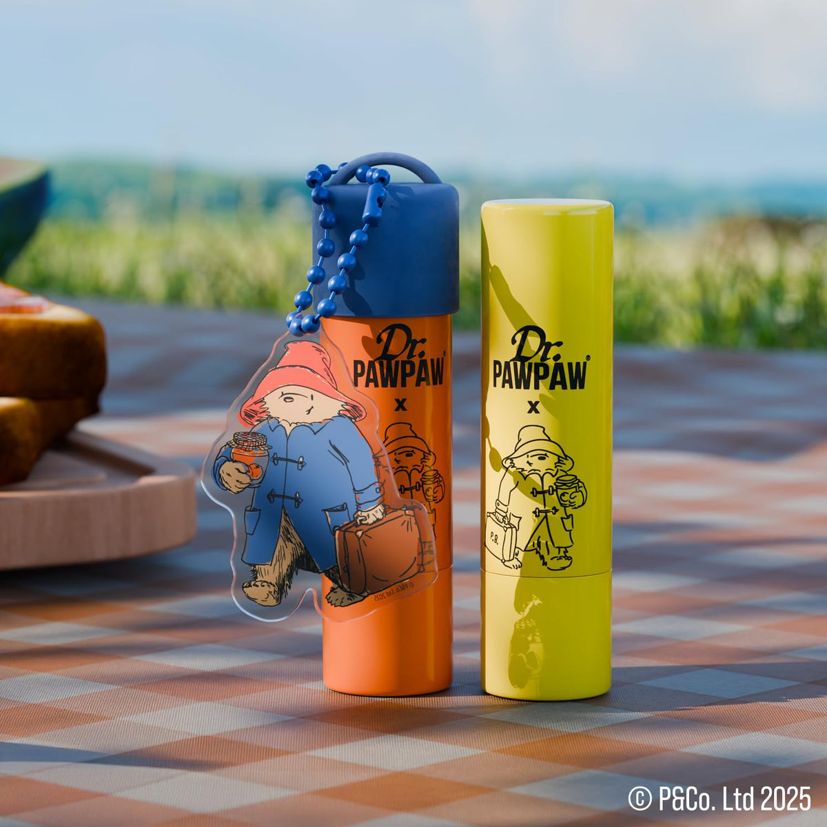 Dr. PAWPAW ORIGINAL BALM Dr.PAWPAW x Paddington™ Original & Orange Marmalade Lip Balm Duo (2 x 4g), With Paddington Keyring, Hydrating Lip Balms Set with Keyring, Nourishing, Soothing Makeup, Vegan Lip Care