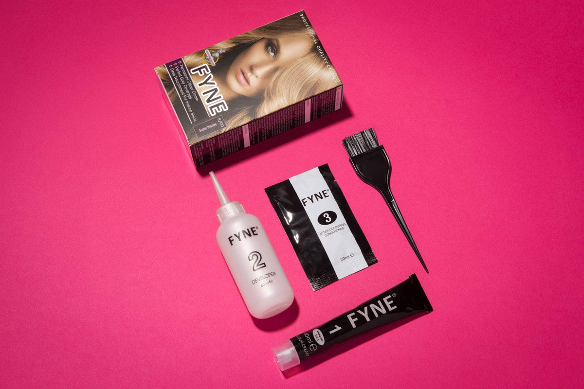 FYNE Jet Black Permanent Hair Dye for Women - Home Hair Colour Cream with Built-in Conditioner - Gentle, Long-Lasting, Easy to Use, Suitable for All Hair Types - Achieve Salon-Quality Results at Home